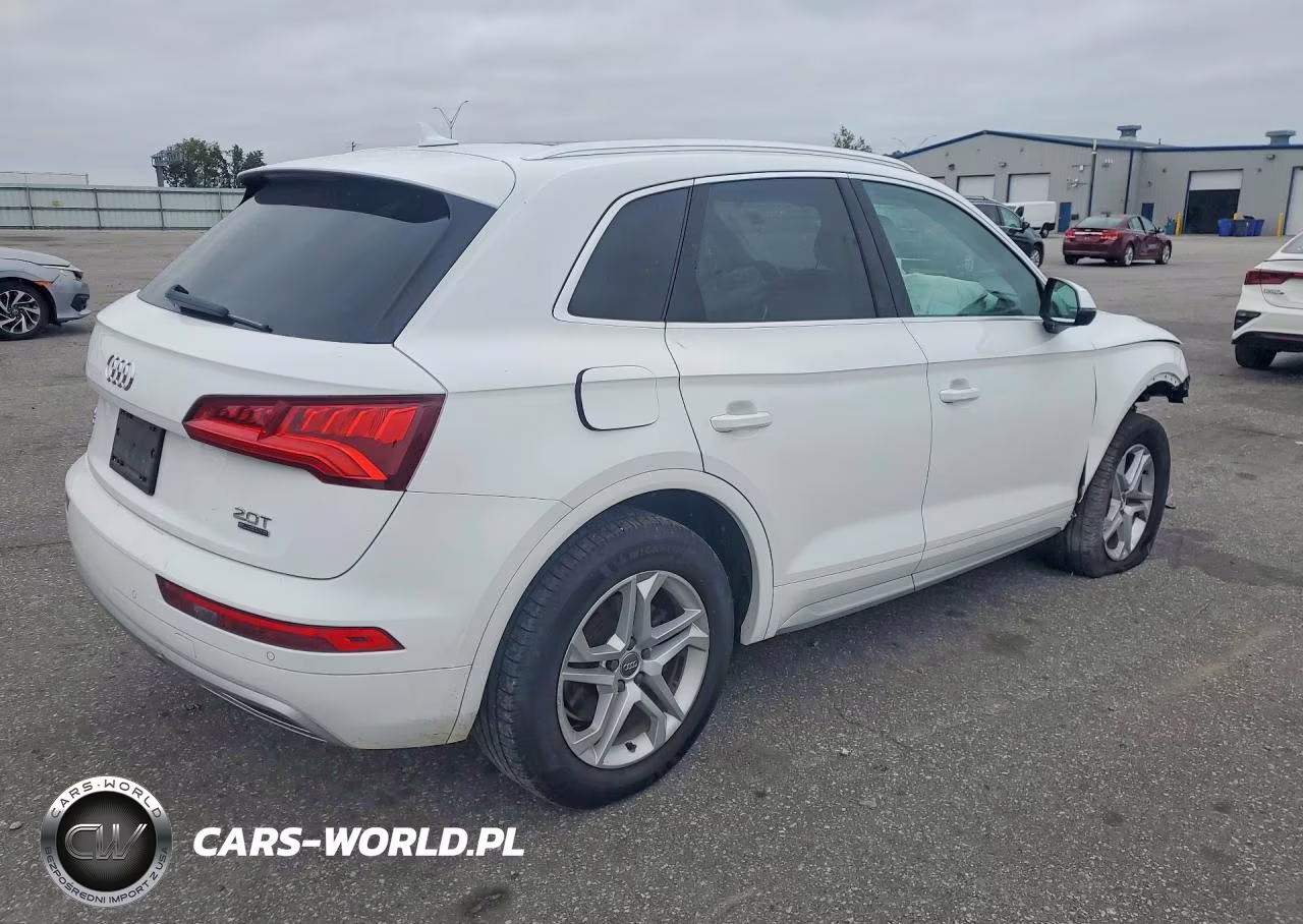 2018 Audi Q5 Premium Plus VIN:WA1BNAFY7J2131858 - 3