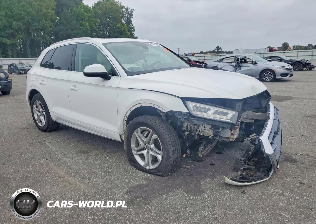 2018 Audi Q5 Premium Plus VIN:WA1BNAFY7J2131858 - 4