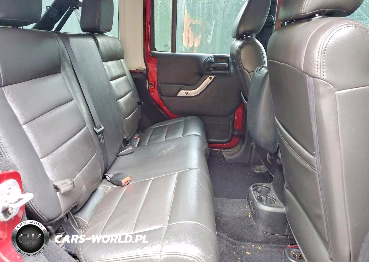 2012 Jeep Wrangler Unlimited Rubicon VIN:1C4BJWFG0CL109493 - 11