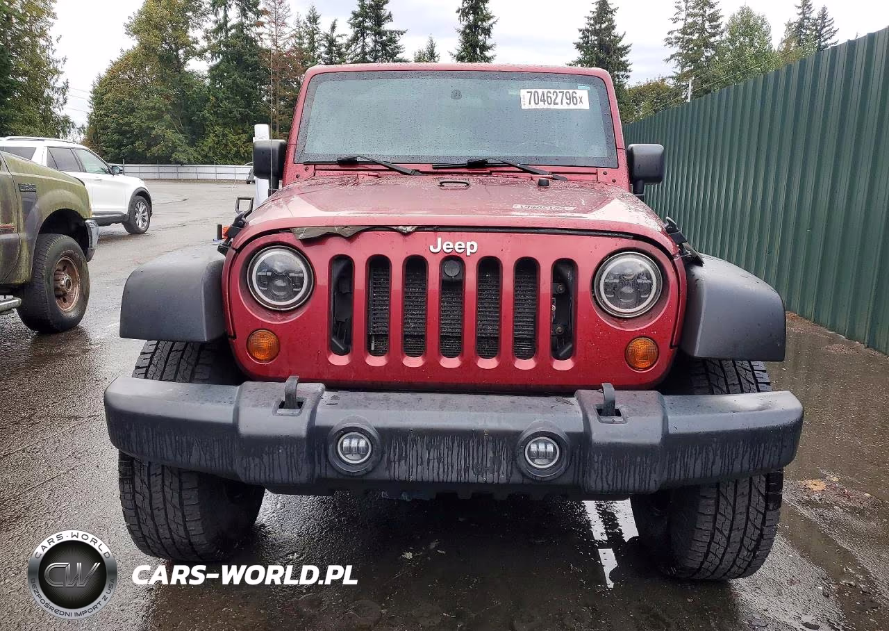 2012 Jeep Wrangler Unlimited Rubicon VIN:1C4BJWFG0CL109493 - 5
