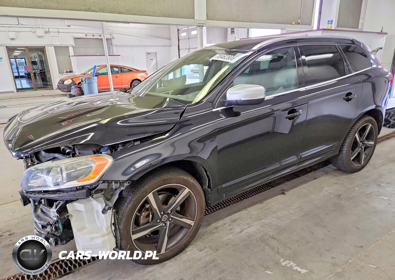 2015 Volvo Xc60 T6 R-Design Premier VIN:YV4902RP7F2686700 - 1