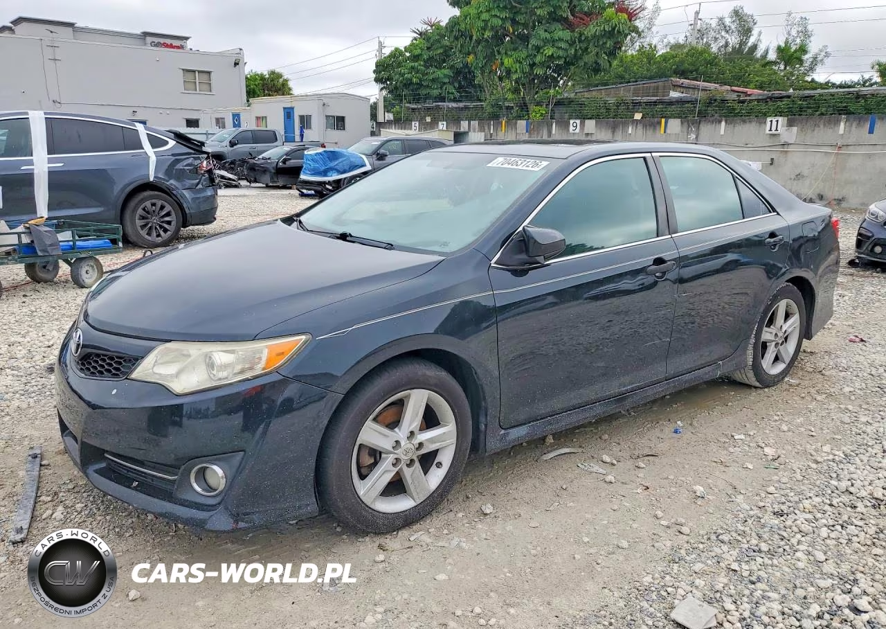 2012 Toyota Camry Se – zdjęcie 1 z 12
