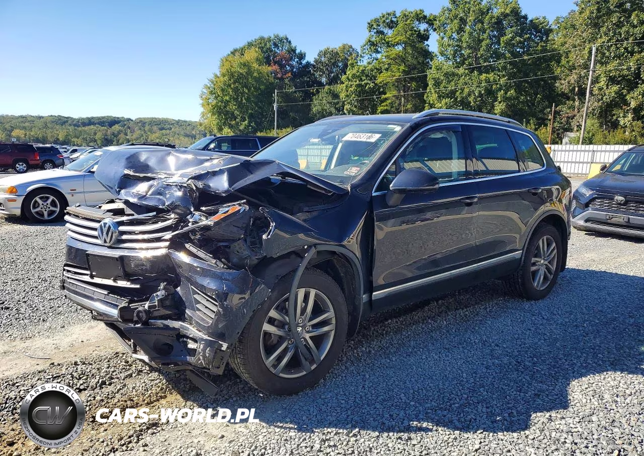 2016 Volkswagen Touareg Tdi VIN:WVGEP9BP7GD000706 - 1