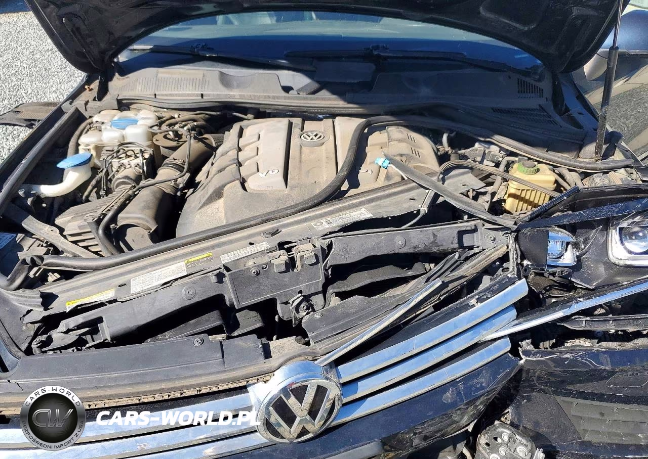 2016 Volkswagen Touareg Tdi VIN:WVGEP9BP7GD000706 - 12