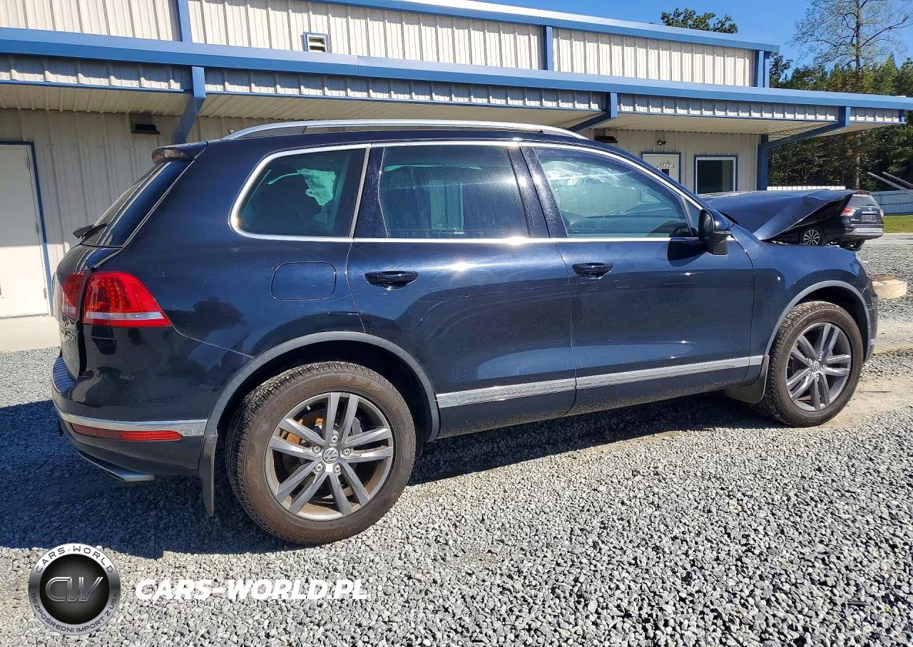 2016 Volkswagen Touareg Tdi VIN:WVGEP9BP7GD000706 - 3
