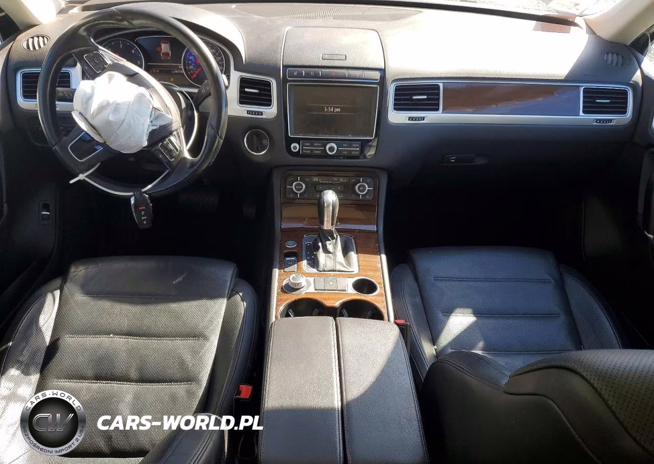 2016 Volkswagen Touareg Tdi VIN:WVGEP9BP7GD000706 - 8