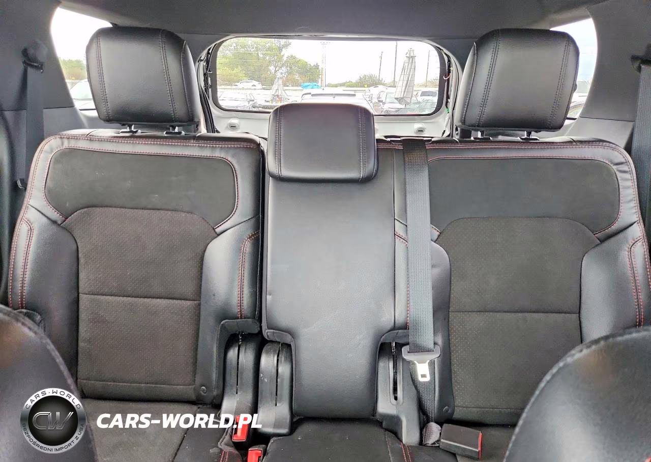2018 Ford Explorer Xlt VIN:1FM5K7D89JGA24858 - 10