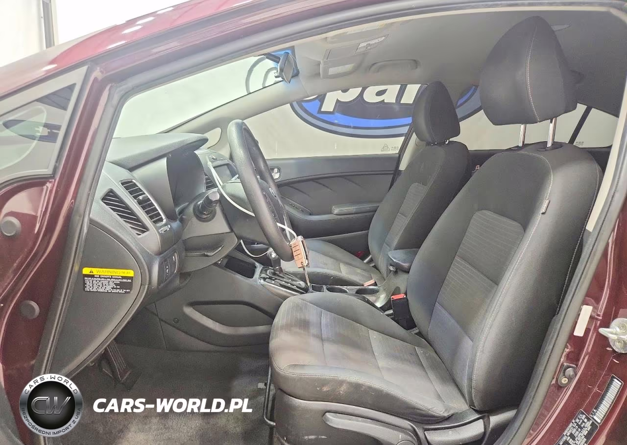 2018 Kia Forte Lx VIN:3KPFL4A79JE166806 - 7