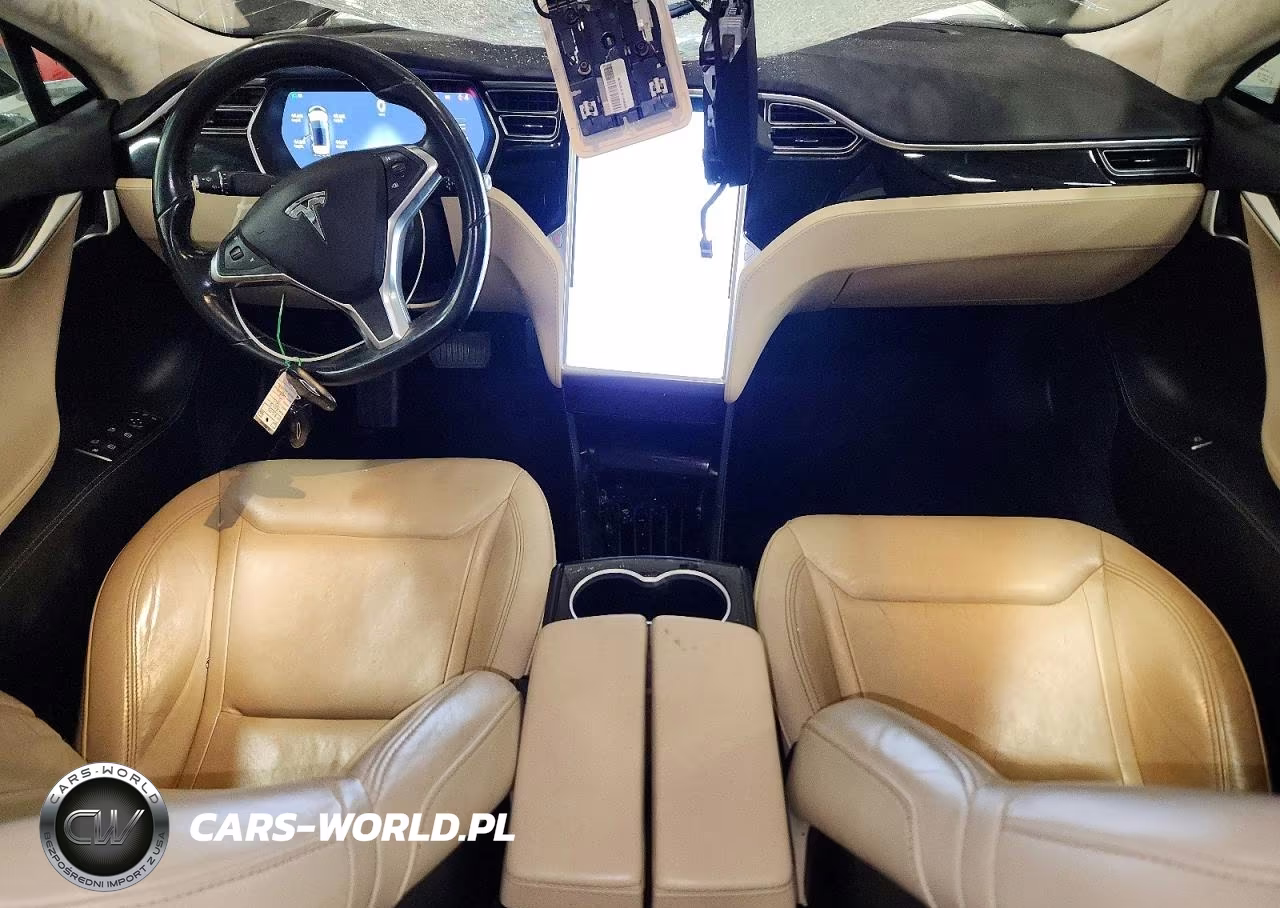 2015 Tesla Model S VIN:5YJSA1E28FF118670 - 8