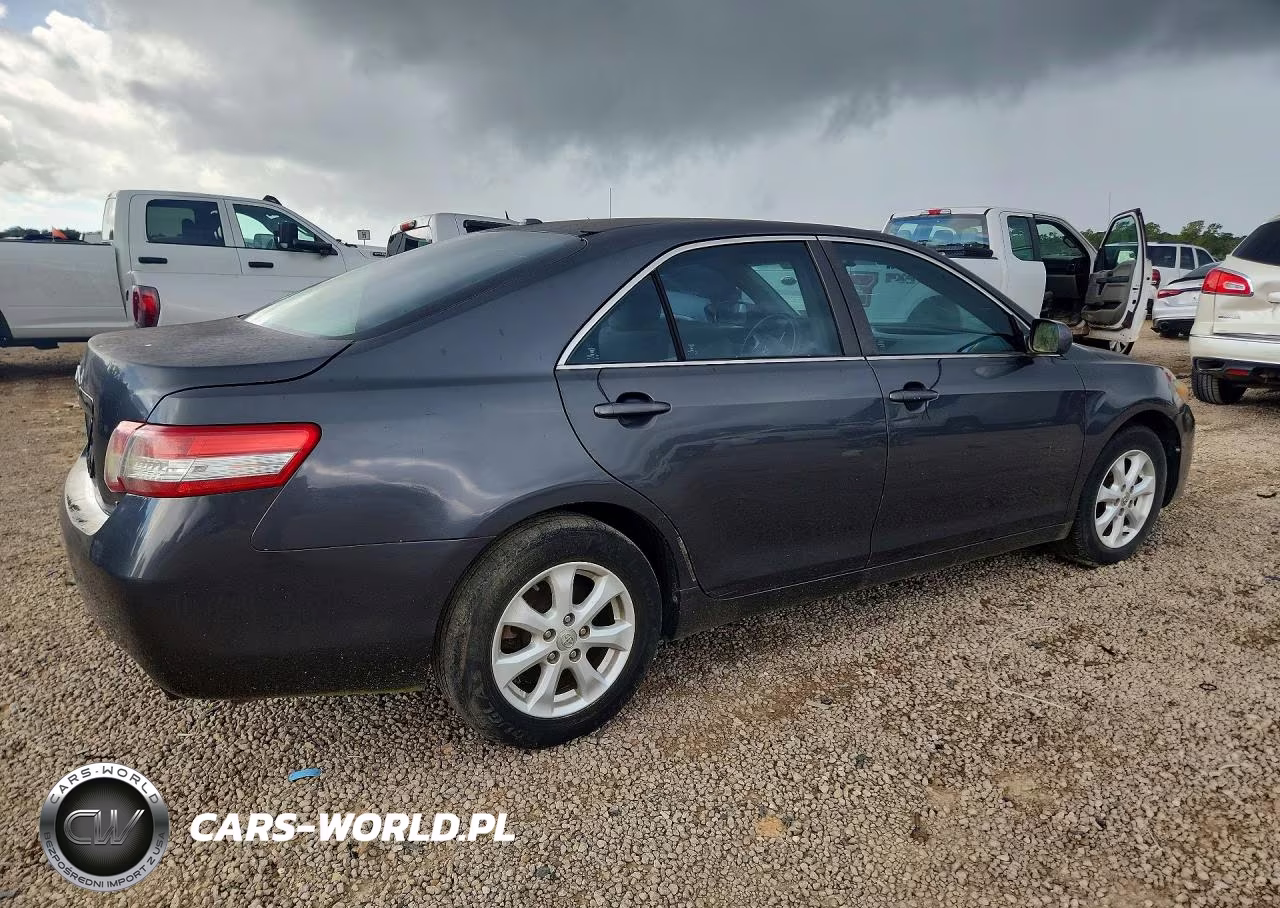 2011 Toyota Camry Le VIN:4T1BF3EK1BU188134 - 3