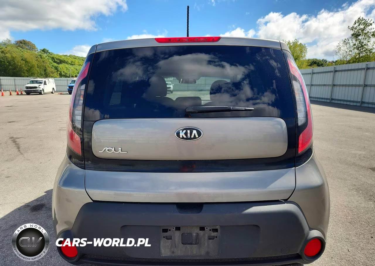 2015 Kia Soul + VIN:KNDJP3A54F7212427 - 6