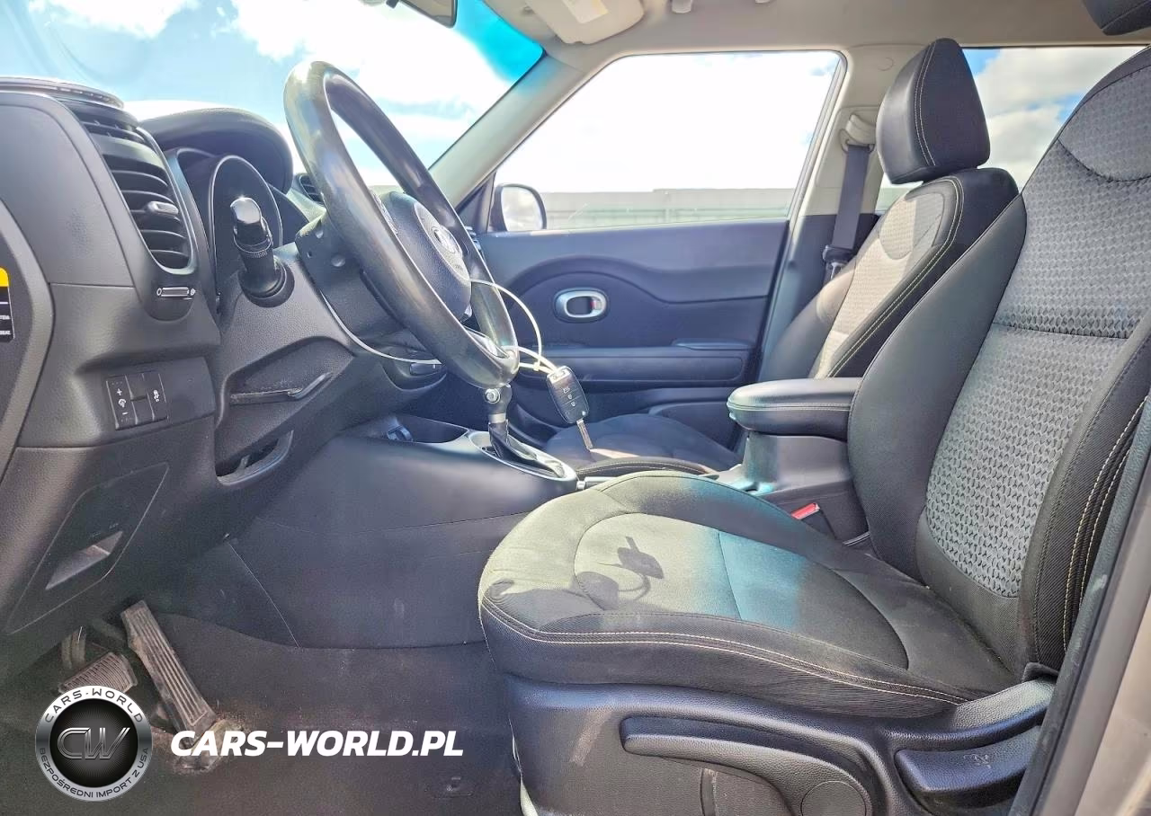 2015 Kia Soul + VIN:KNDJP3A54F7212427 - 7
