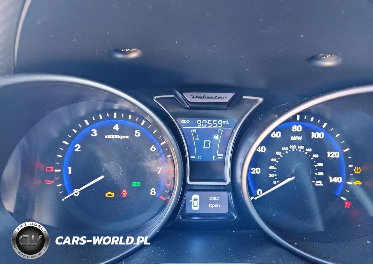 2015 Hyundai Veloster Turbo VIN:KMHTC6AE4FU221292 - 9