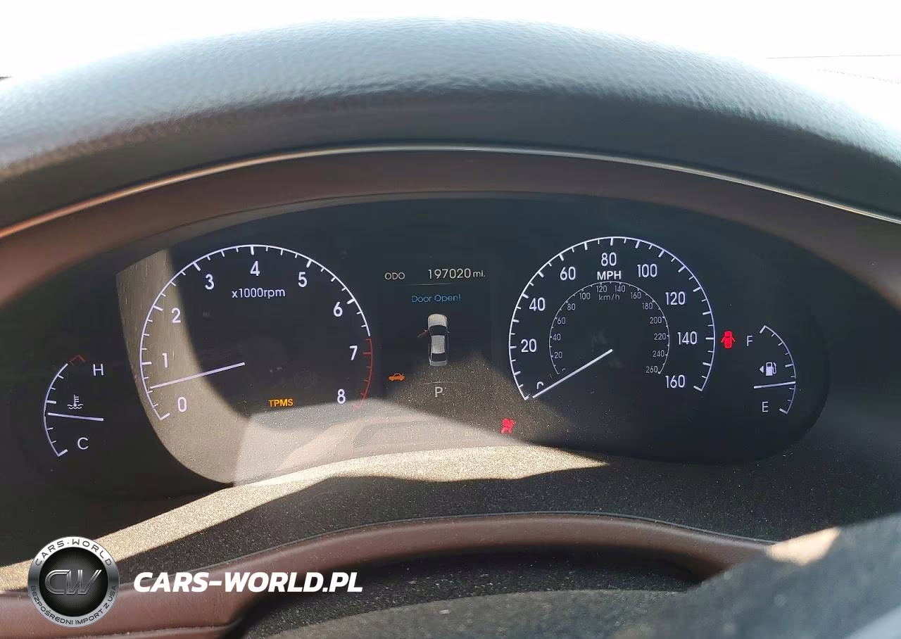 2012 Hyundai Genesis 3.8L VIN:KMHGC4DD9CU201401 - 9