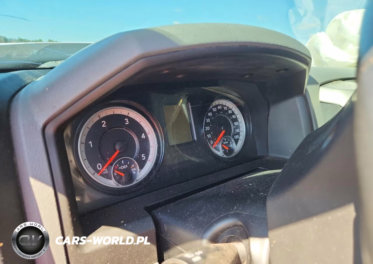 2016 Ram 2500 Slt VIN:3C6UR5DL1GG337282 - 9