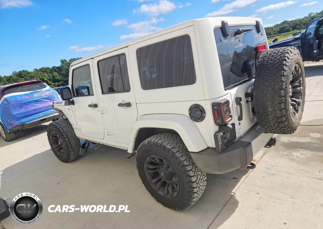 2015 Jeep Wrangler Unlimited Sahara VIN:1C4BJWEG7FL529841 - 2