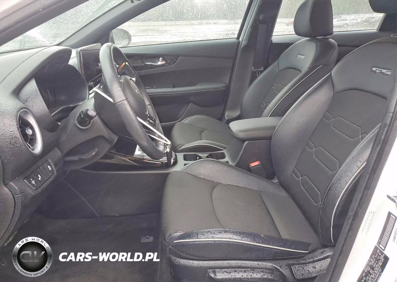2024 Kia Forte Gt Line VIN:3KPF54AD3RE821957 - 7
