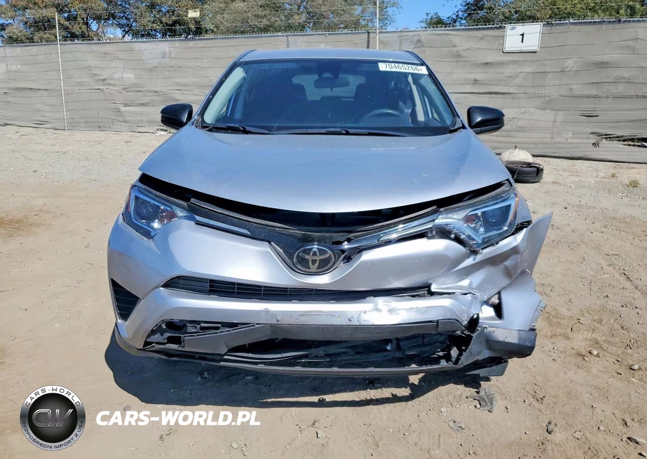 2018 Toyota Rav4 Le VIN:2T3ZFREV6JW415870 - 5