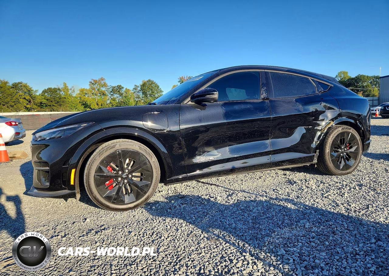 2026 Ford Mustang Mach-E Gt