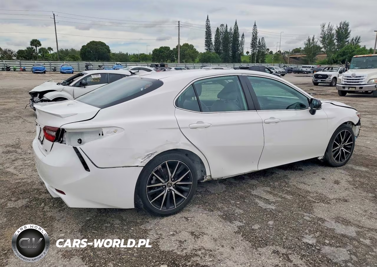2022 Toyota Camry Se VIN:4T1G11AK6NU073192 - 3