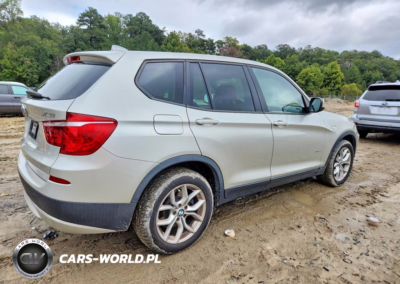 2012 BMW X3 xDrive35I VIN:5UXWX7C53CL737152 - 3