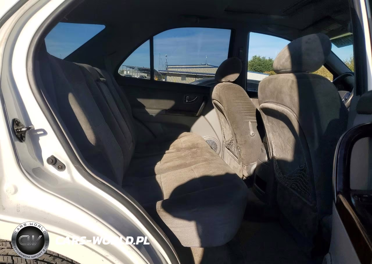 2004 Kia Sorento Lx VIN:KNDJD733345330652 - 11