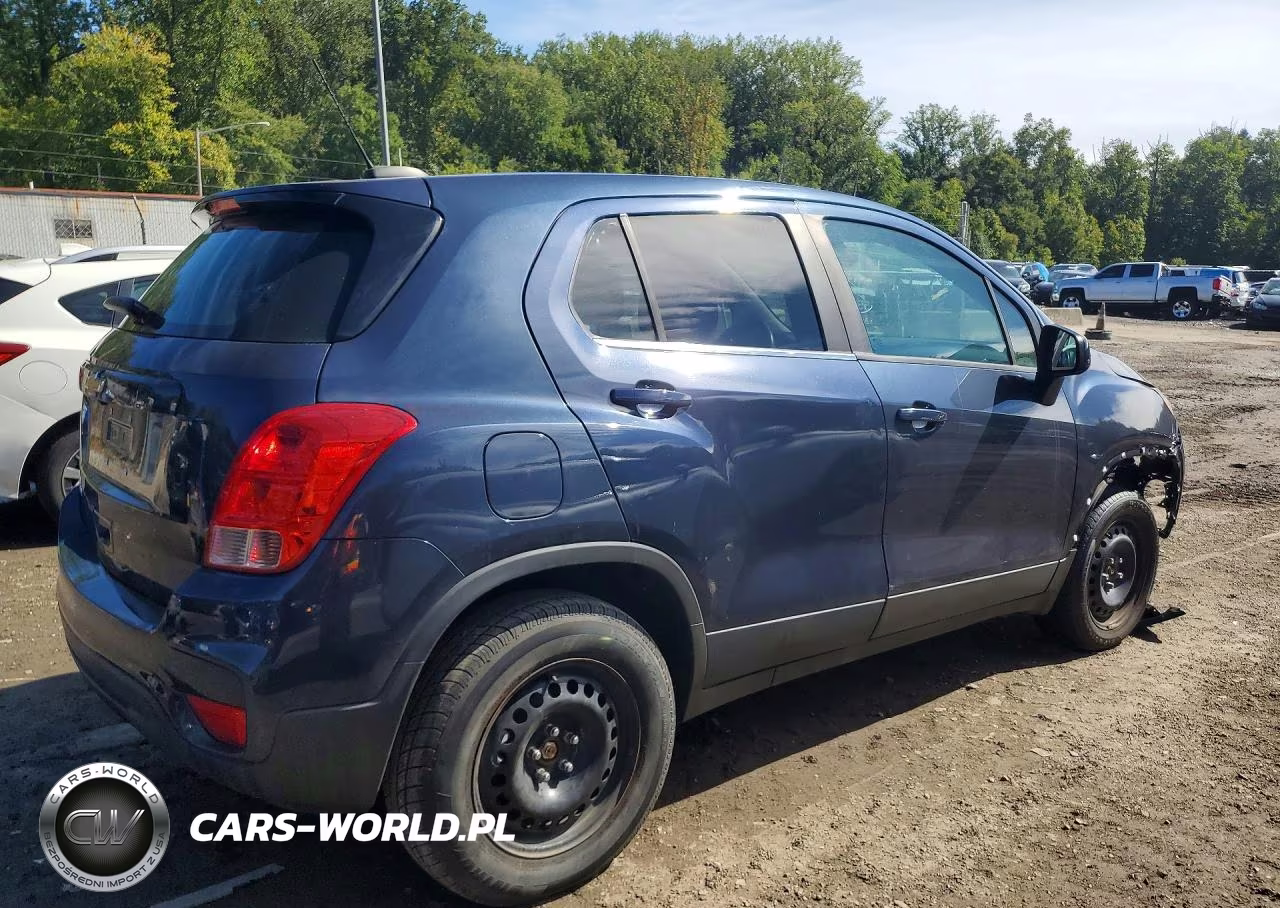 2018 Chevrolet Trax VIN:3GNCJNSB9JL153820 - 3