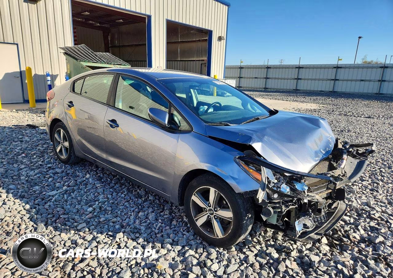 2018 Kia Forte S VIN:3KPFL4A71JE164113 - 4