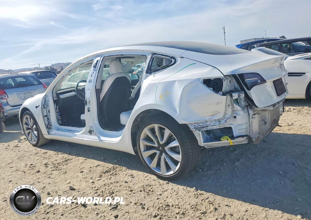 2020 Tesla Model 3 VIN:5YJ3E1EB4LF640474 - 2