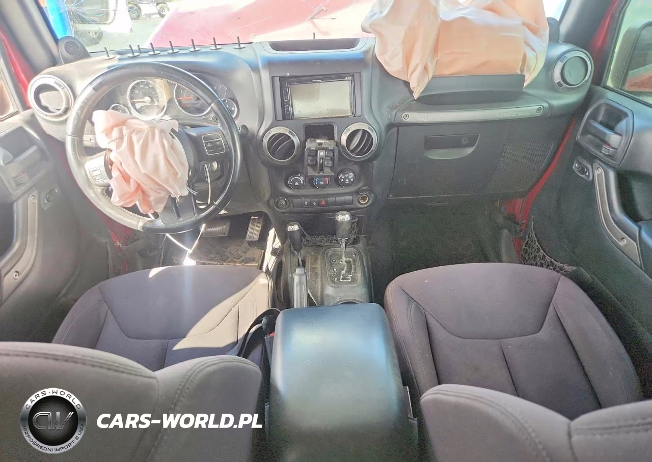 2013 Jeep Wrangler Unlimited Sport VIN:1C4HJWDG1DL604963 - 8