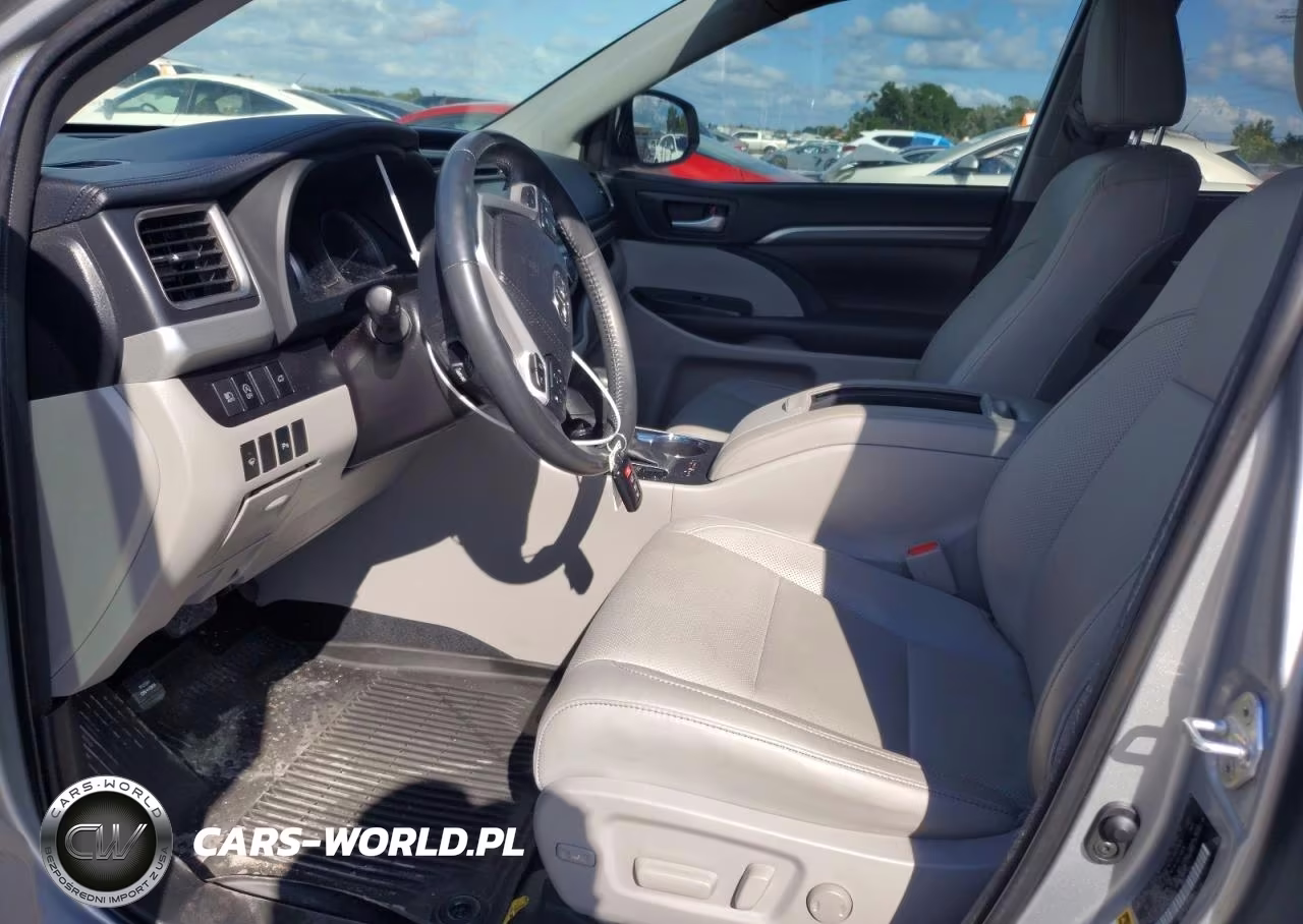 2018 Toyota Highlander Limited VIN:5TDYZRFH1JS268158 - 7