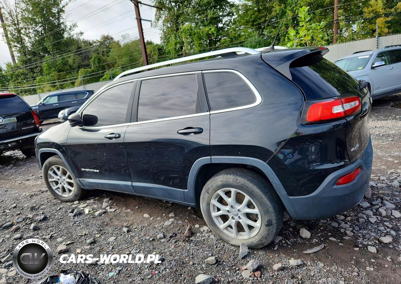 2014 Jeep Cherokee Latitude VIN:1C4PJMCS2EW152513 - 2