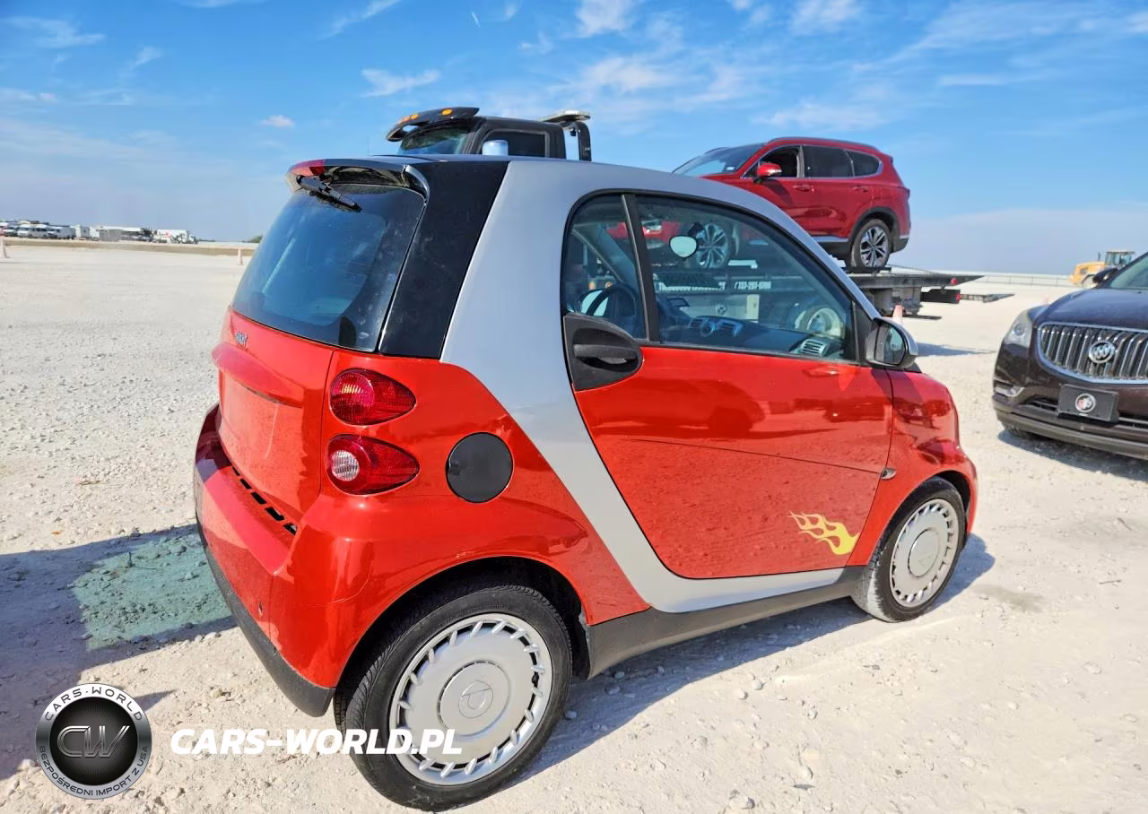 2008 Smart Fortwo Pure VIN:WMEEJ31X08K177939 - 3