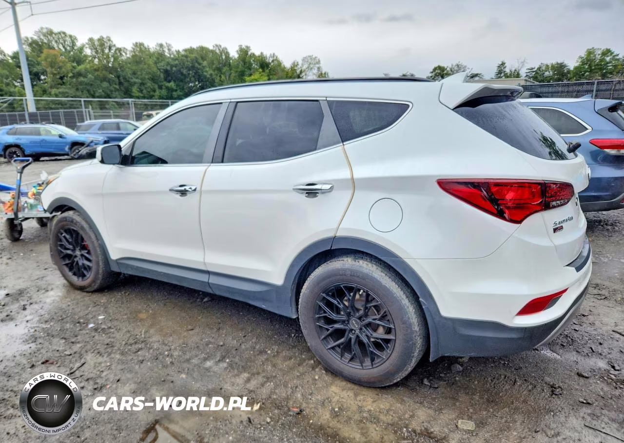 2017 Hyundai Santa Fe Sport 2.4L VIN:5NMZUDLB3HH013952 - 2