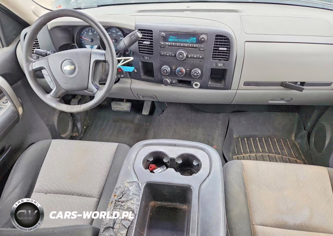 2008 Chevrolet Silverado C1500 VIN:2GCEC13C381190496 - 8