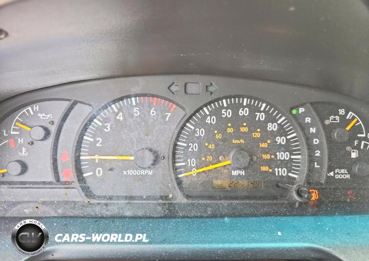 2003 Toyota Tundra Limited VIN:5TBRT38183S381765 - 9