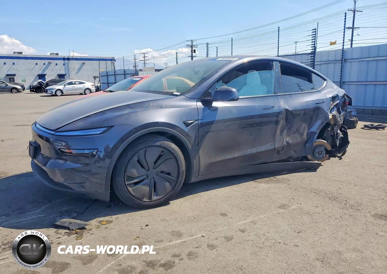 2026 Tesla Model Y VIN:7SAYGDED1TF647355 - 1