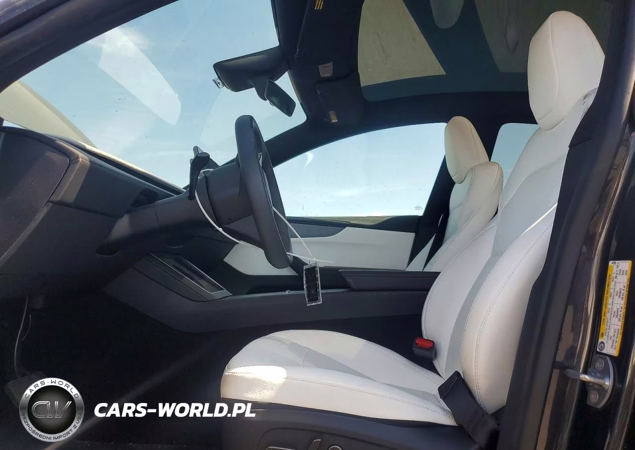 2026 Tesla Model Y VIN:7SAYGDED1TF647355 - 7