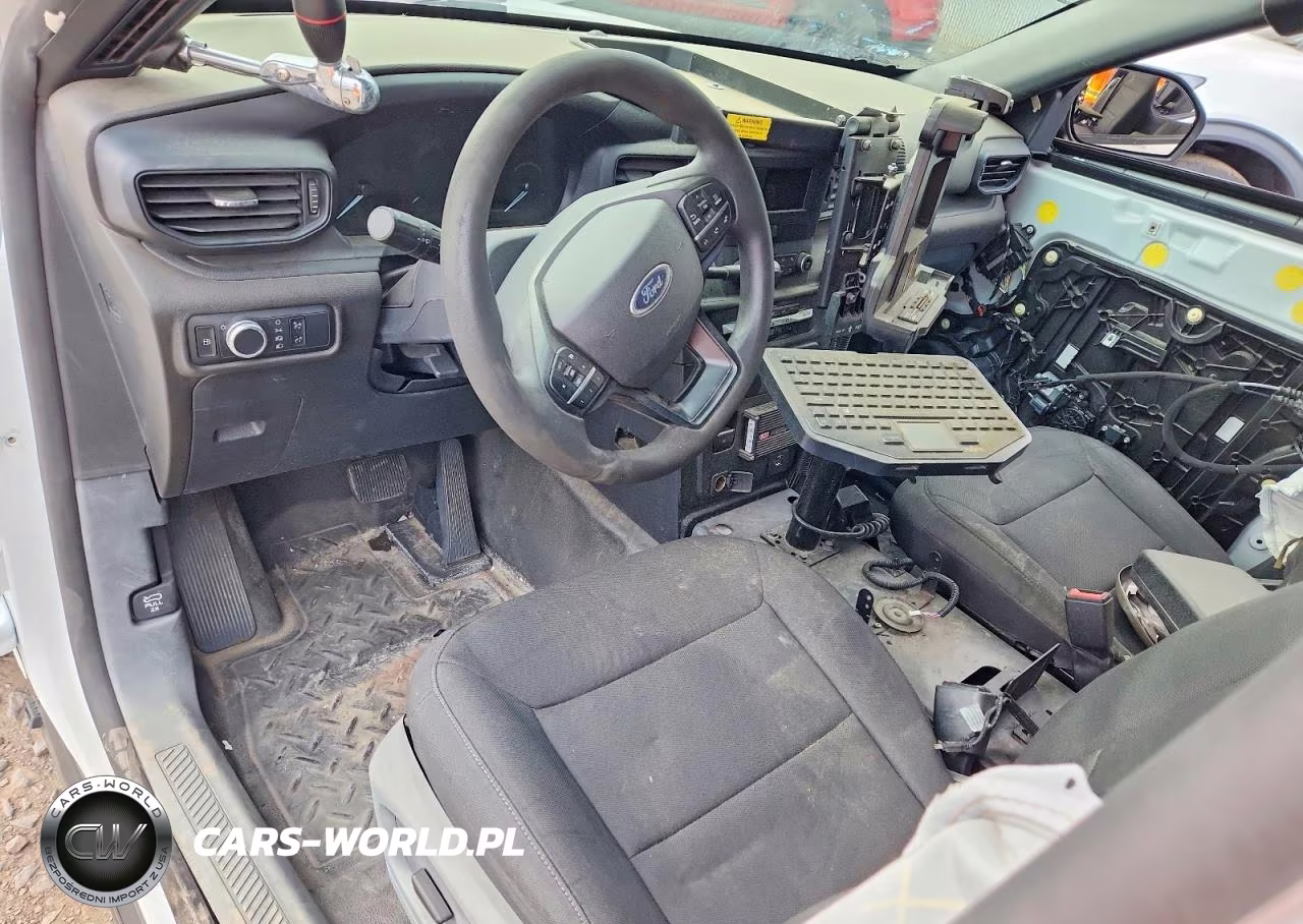 2022 Ford Explorer Police Interceptor VIN:1FM5K8AW9NNA03860 - 8