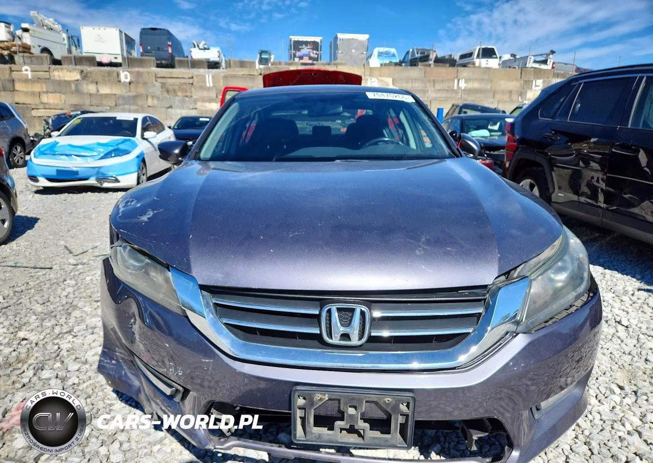 2015 Honda Accord Sport VIN:1HGCR2F57FA087207 - 5
