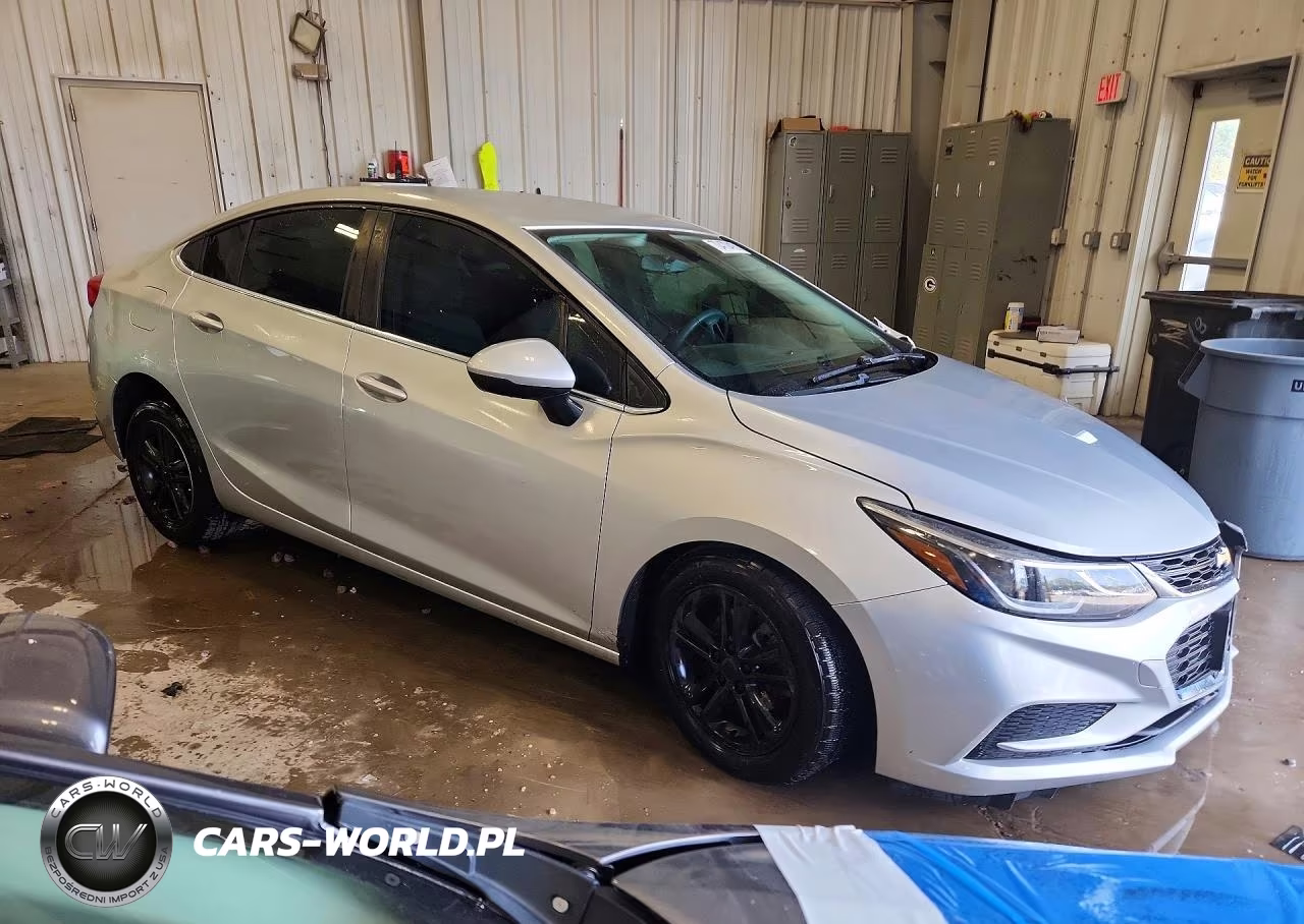 2016 Chevrolet Cruze Lt VIN:1G1BE5SM2G7279369 - 4