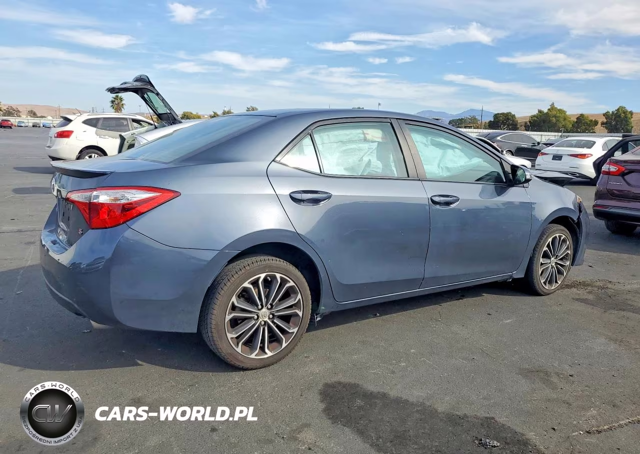 2016 Toyota Corolla S Plus VIN:5YFBURHE7GP376602 - 3