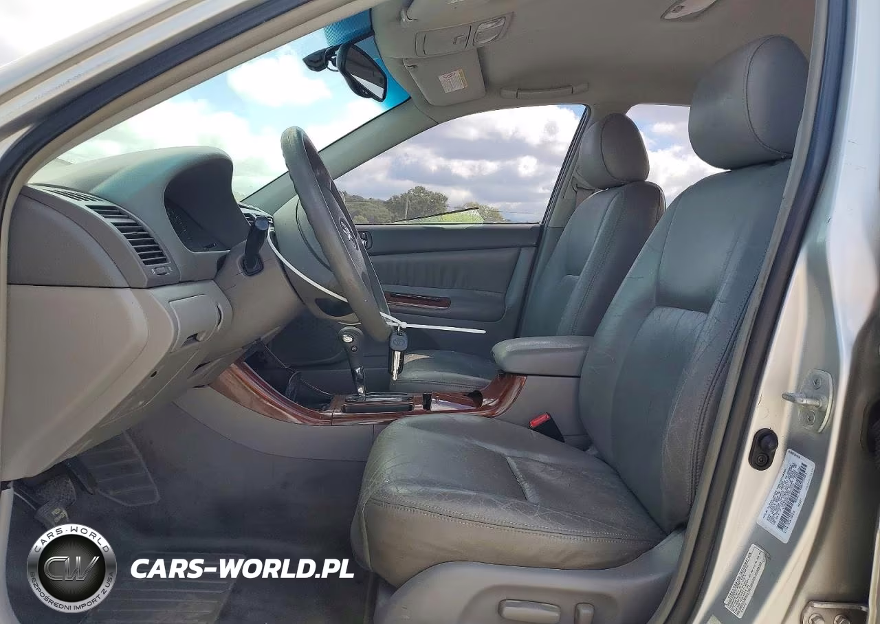 2002 Toyota Camry Xle VIN:4T1BE32K02U540918 - 7
