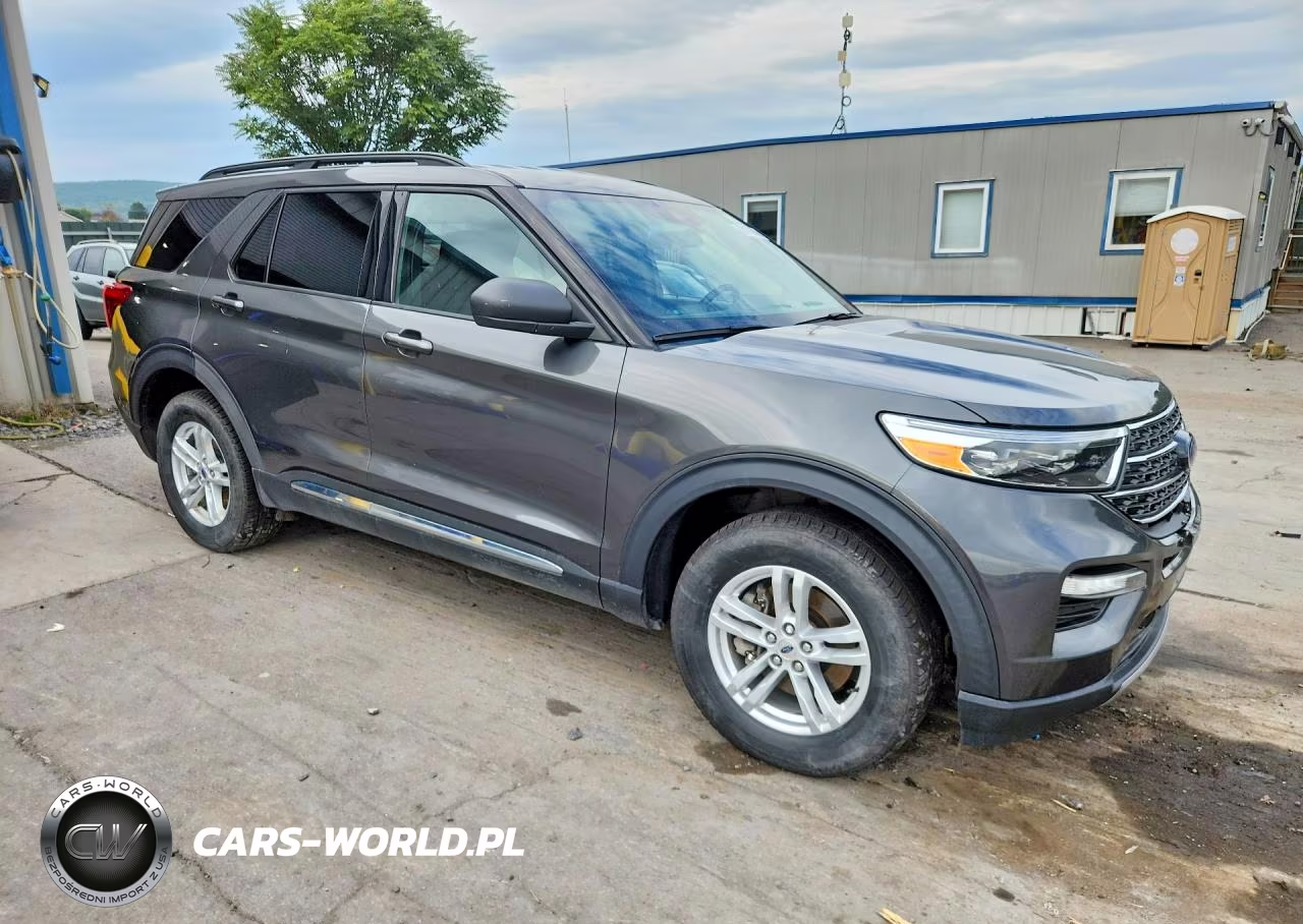 2020 Ford Explorer Xlt VIN:1FMSK8DH5LGC18833 - 4