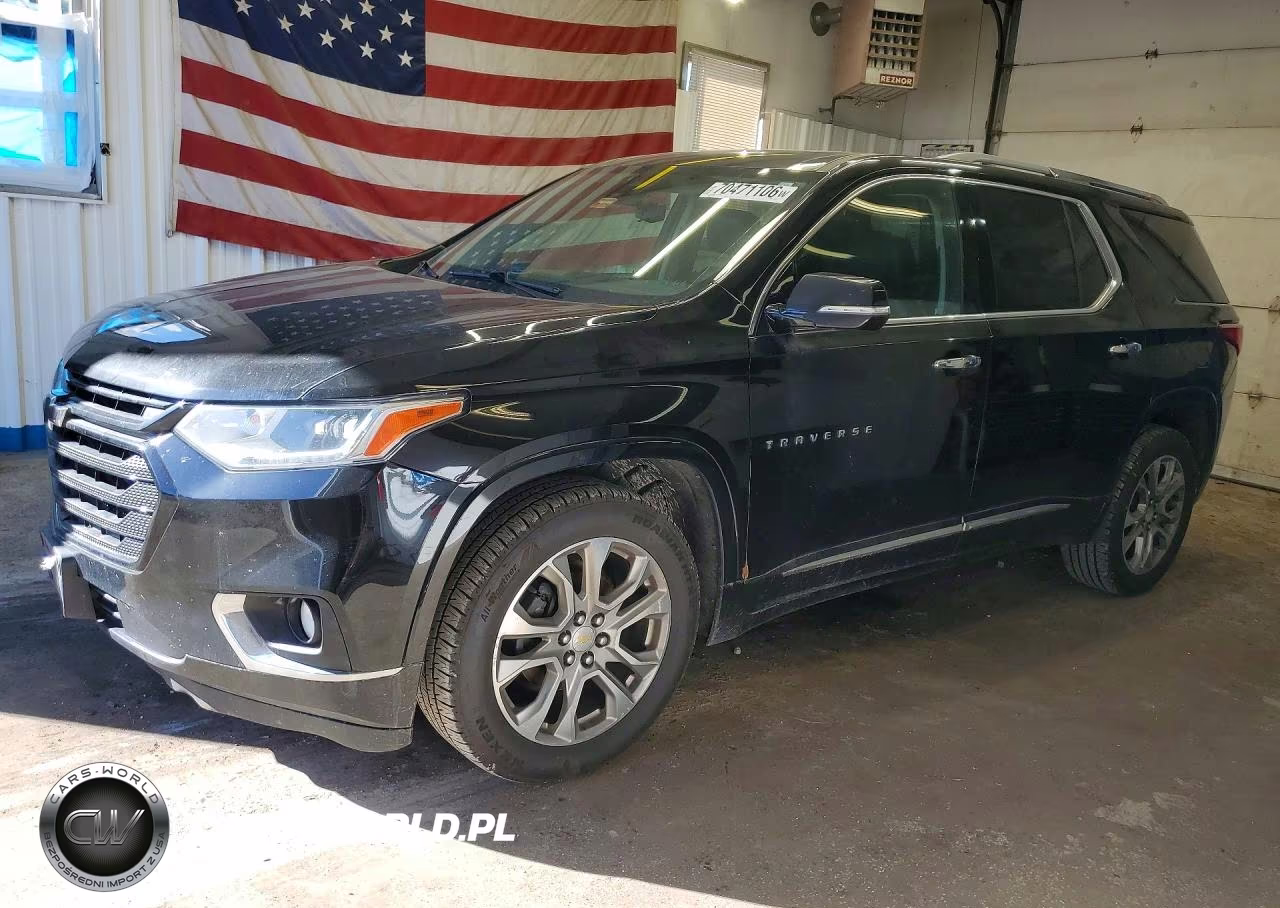 2018 Chevrolet Traverse Premier VIN:1GNEVJKW5JJ212877 - 1