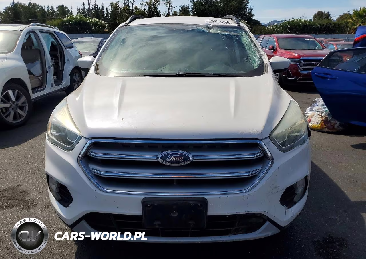 2017 Ford Escape Se VIN:1FMCU0GD2HUD66424 - 5