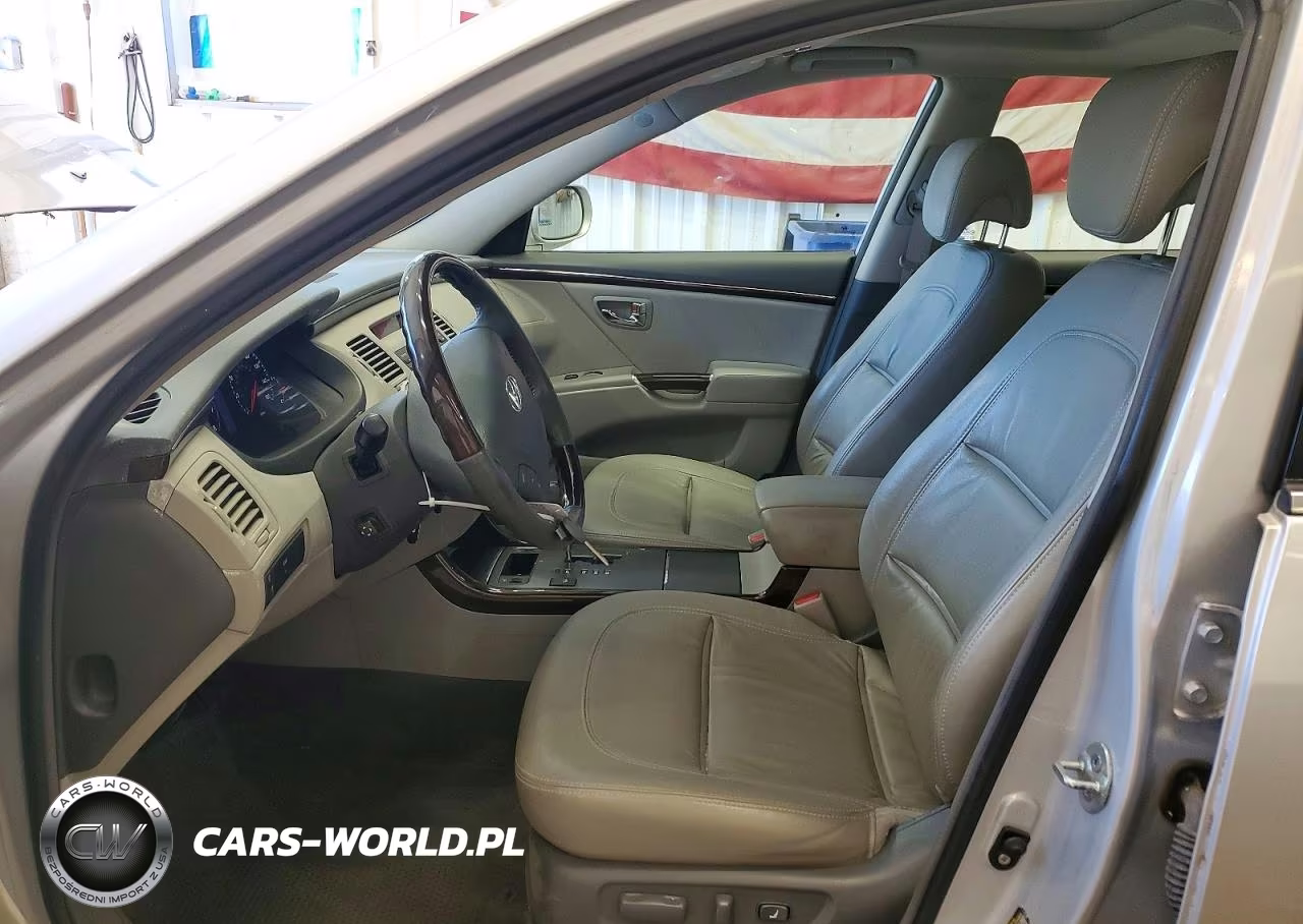 2011 Hyundai Azera Limited VIN:KMHFC4DF0BA536897 - 7