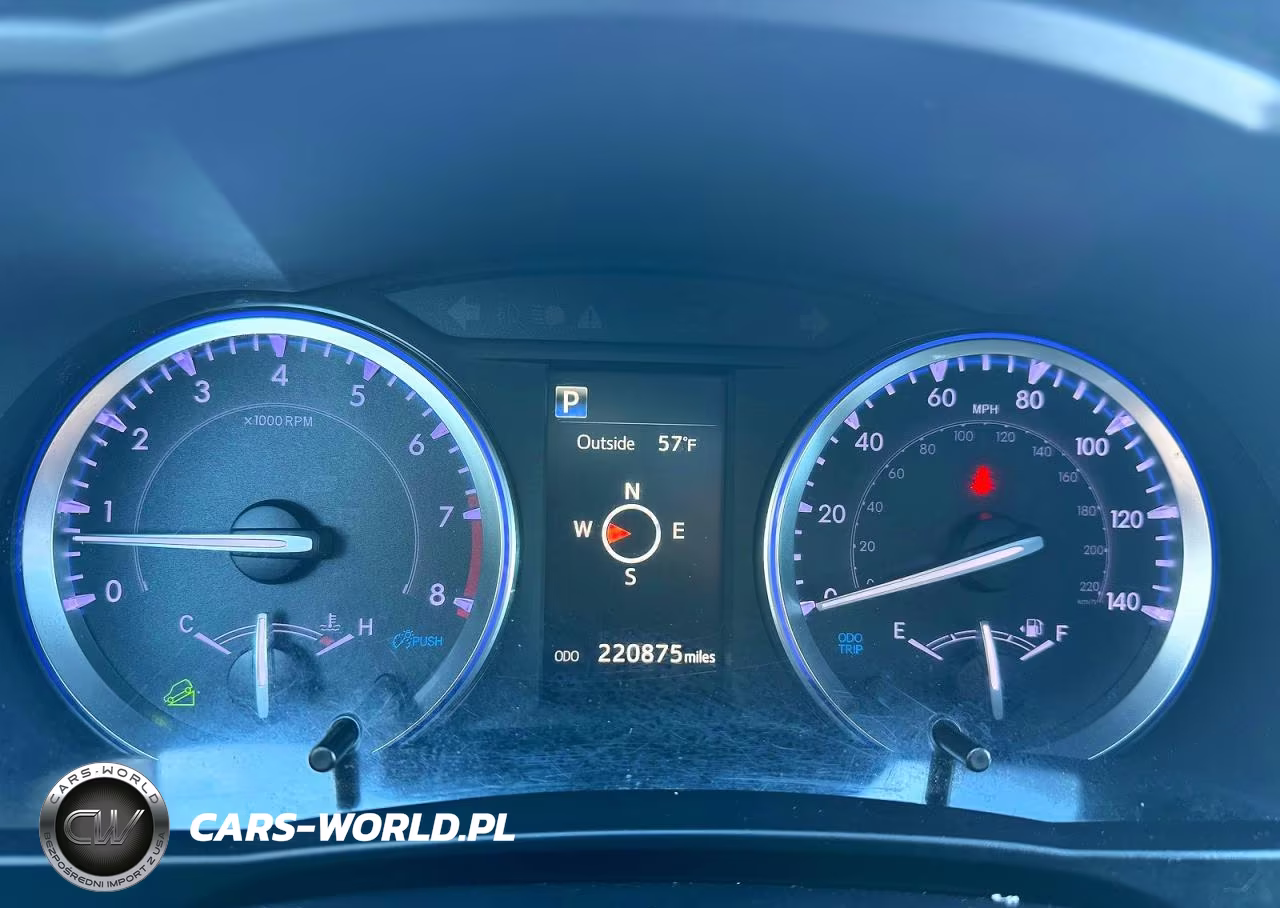 2019 Toyota Highlander Xle VIN:5TDJZRFH7KS970522 - 8