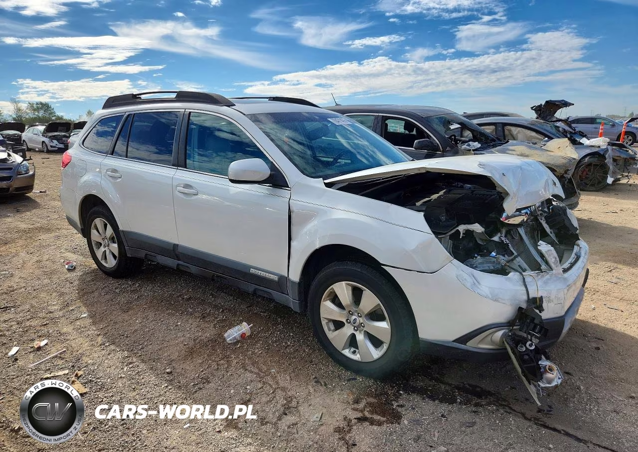 2012 Subaru Outback 3.6R Limited VIN:4S4BRDLC2C2303233 - 4