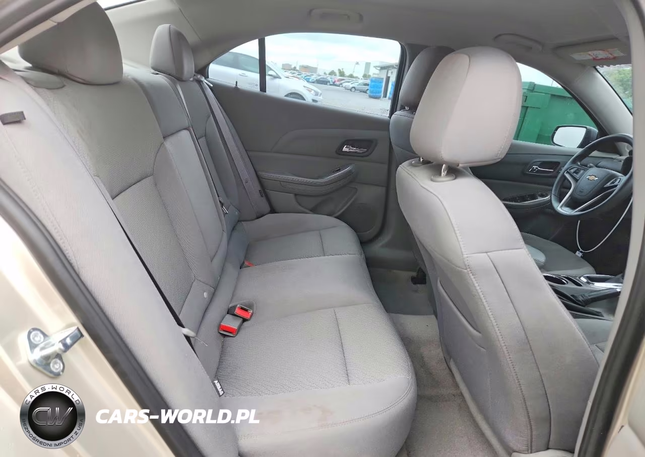 2015 Chevrolet Malibu Ls VIN:1G11B5SL2FF347976 - 10